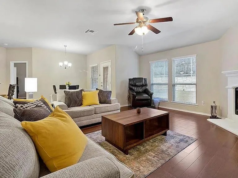 3508 Founders Way — Photo 2
