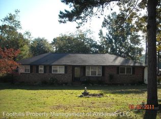 809 Shamrock Ln, Anderson, SC 29621