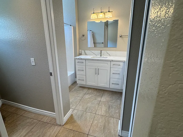 10050 Scripps Vista Way #29 — Photo 17