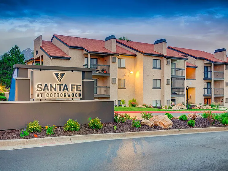 Santa Fe at Cottonwood — Photo 44