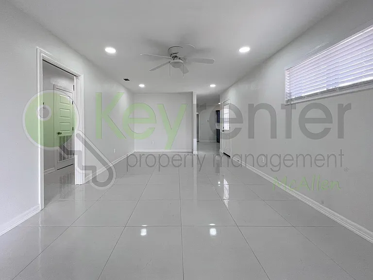 415 N 17th St — Photo 14