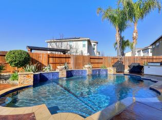 5323 Crown Bench Cir, Elk Grove, CA 95757