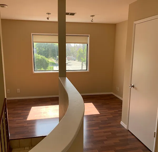 2615 W Grand Ave #A — Photo 14