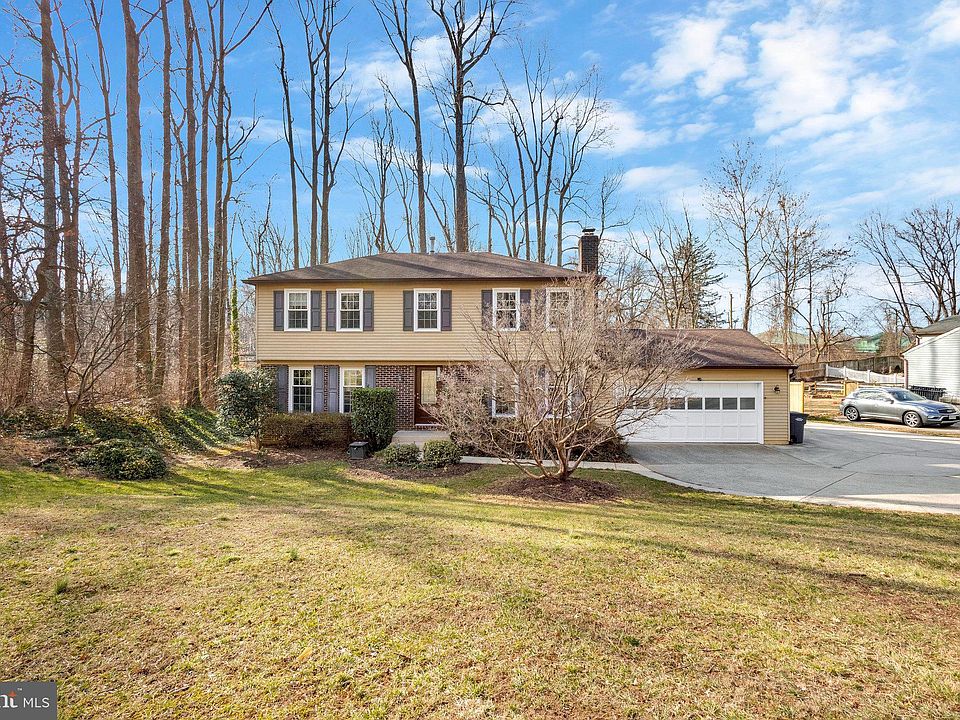 1st image of 6929 Colburn Dr