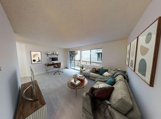 8544 Phinney Ave N APT 5, Seattle, WA 98103