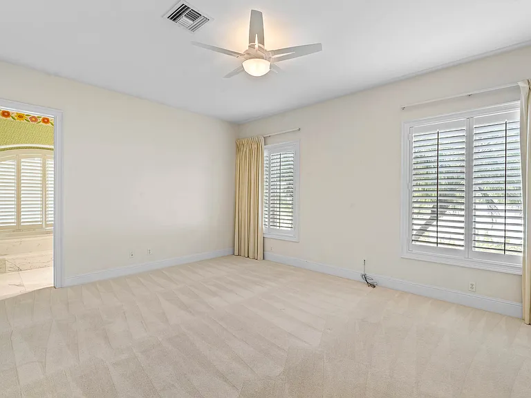 9701 Lake Isleworth Ct — Photo 30