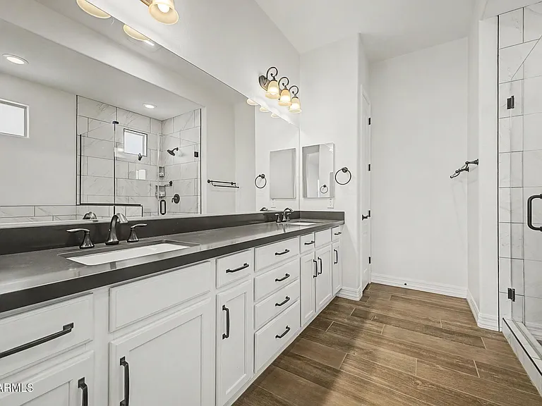 3205 N 198th Ln — Photo 22