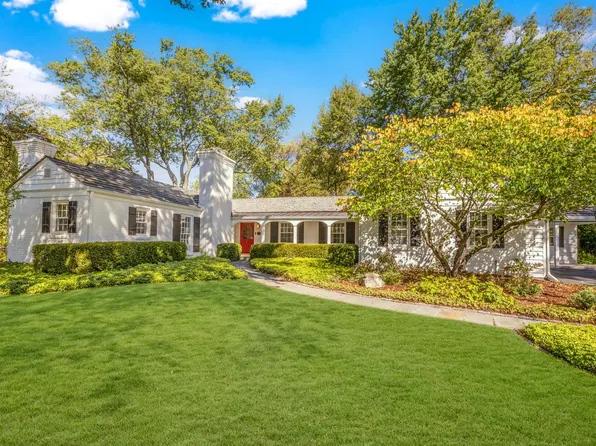 320 East Ravine DRIVE, Mequon, WI 53092