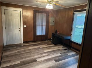 420 E Jackson St, Carbondale, IL 62901