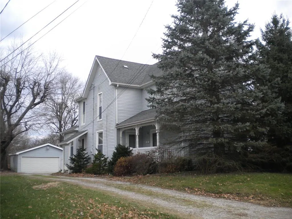 1112 Danville Ave photo 1