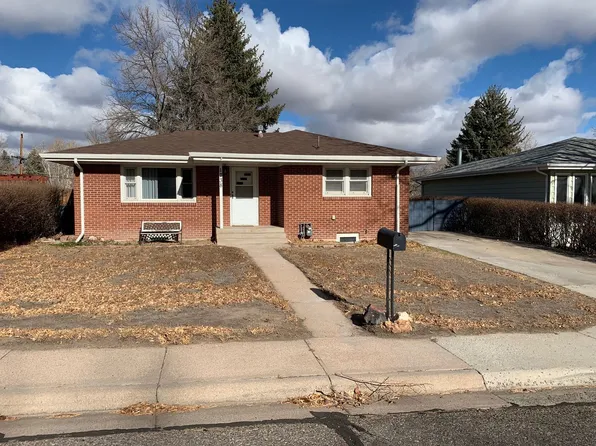1738 Oxford Dr, Cheyenne, WY 82001