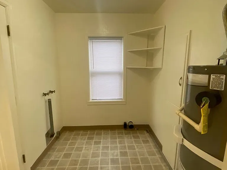 4055 Williams St — Photo 15