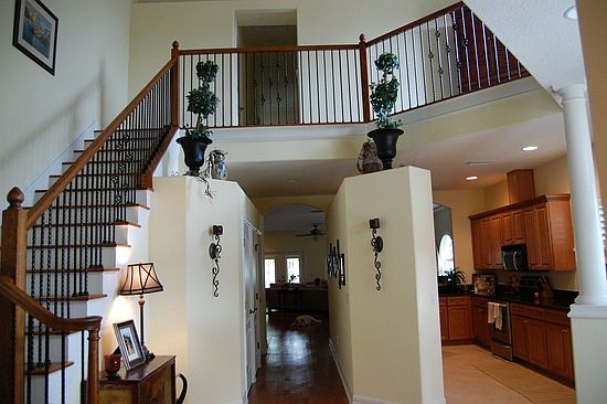 2 story foyer