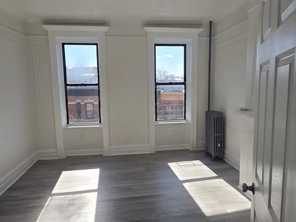 537 49th Street image 1 of 9