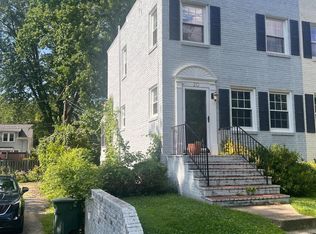20 E Linden St, Alexandria, VA 22301