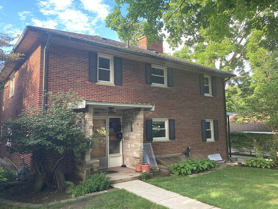 1st image of 704 Princeton St #2