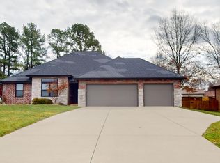 4910 S Schell Ave, Springfield, MO 65810