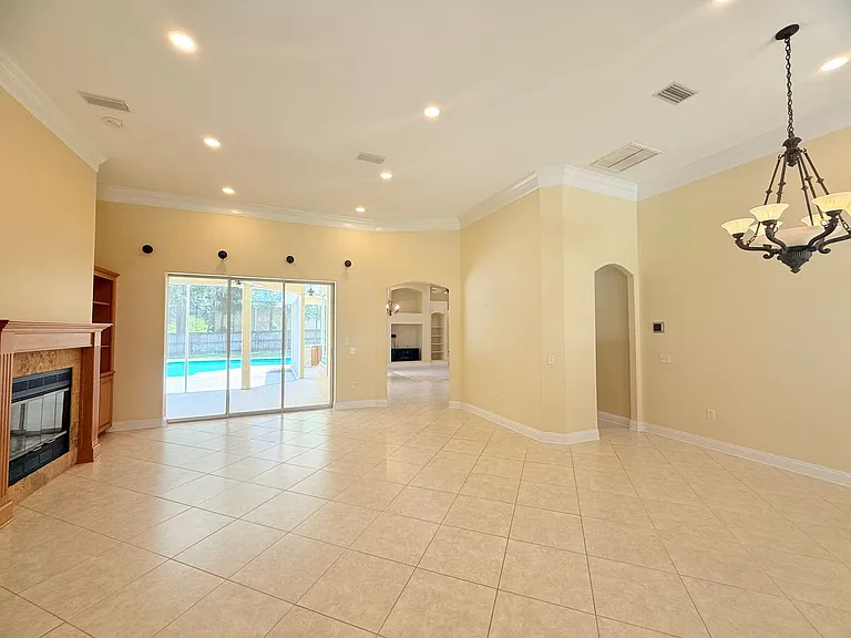 4157 Castle Gate Dr — Photo 2