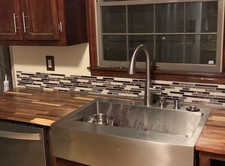 1868 Palmyra Rd, Palmyra, TN 37142