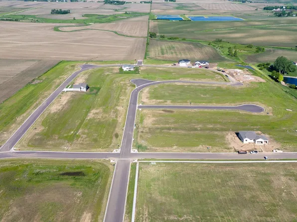 14 High Cross Cir, Crooks, SD 57020