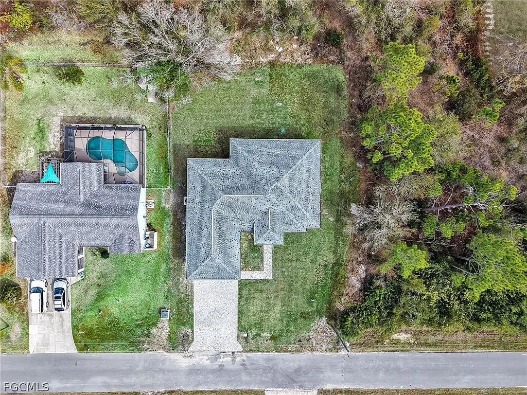 3 bed, 2.0 bath, 1831 sqft, $2,500 — Photo 3