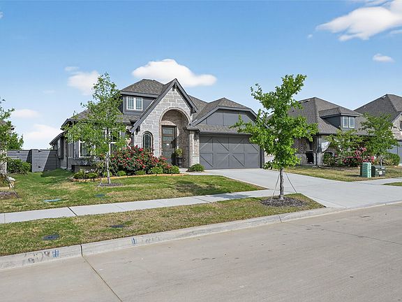 3rd image of 7213 Cherry Blossom Ln