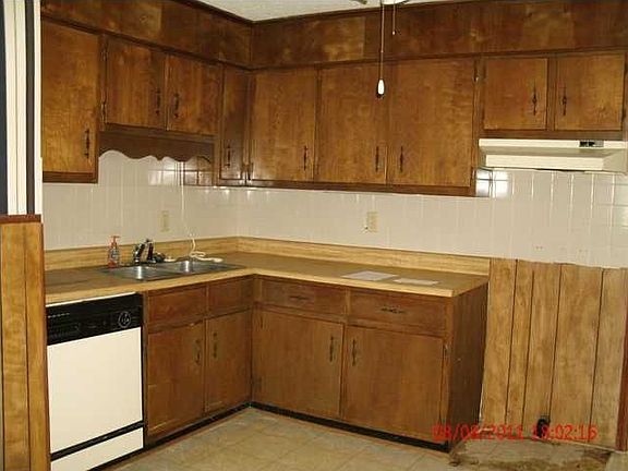 3rd image of 3967 Atlanta Dr