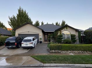 4589 Wolf Run Dr, Medford, OR