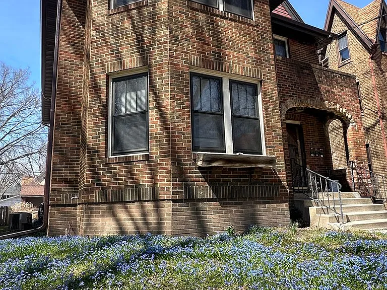 1342 Rutledge St — Photo 9