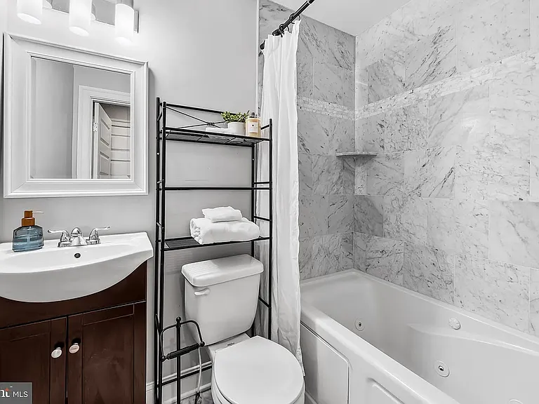 1011 Patapsco St — Photo 17