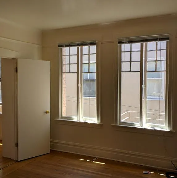 Plenty of light into the apartment!