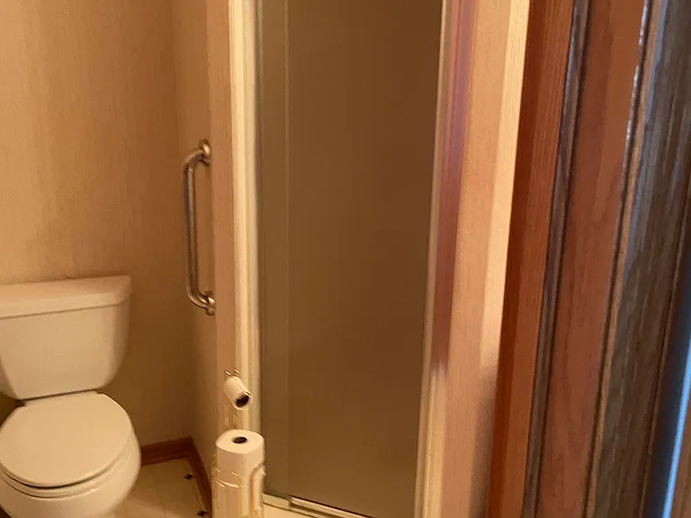 1015 Nantucket Dr — Photo 2