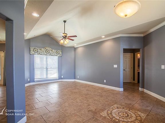 2nd image of 310 Avenida De Coronada