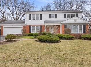 1031 Indian Rd, Glenview, IL 60025