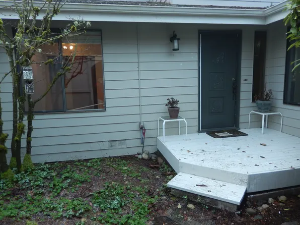 15800 Village Green Dr #535, Mill Creek, WA 98012