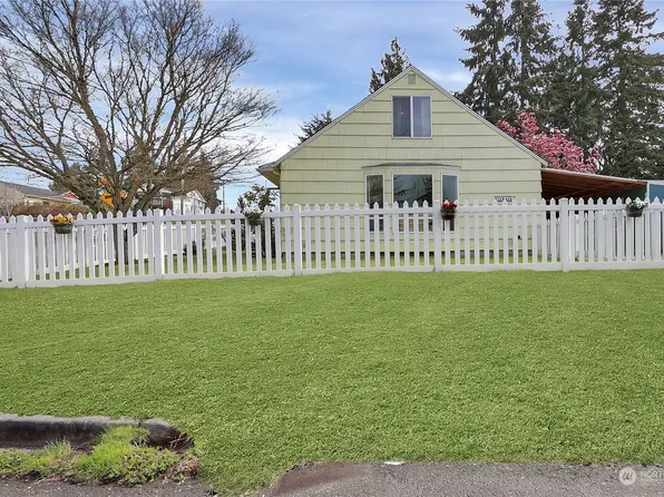 10702 21st Avenue SW, Seattle, WA 98146