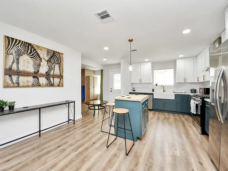 5115 Clay St — Photo 8