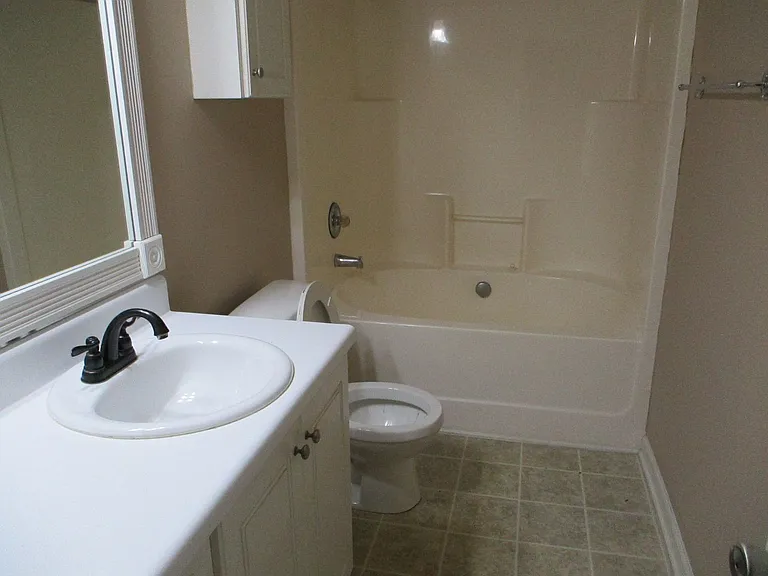 1219 Long Point Dr — Photo 11