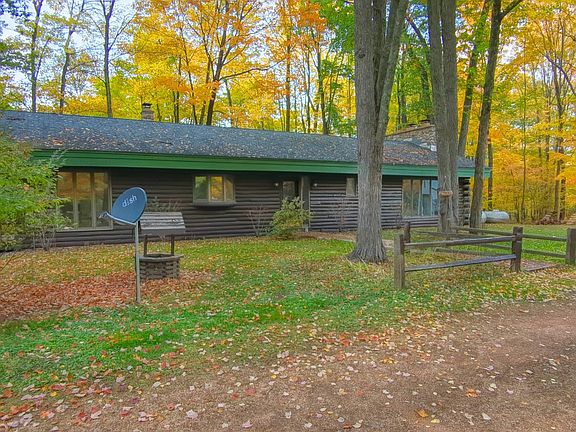 3rd image of 3499 Hancock Lake Rd