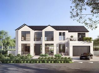 4186 Hayvenhurst Dr, Encino, CA 91436