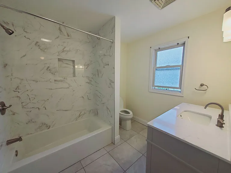 35 Woodrow St #2 — Photo 6
