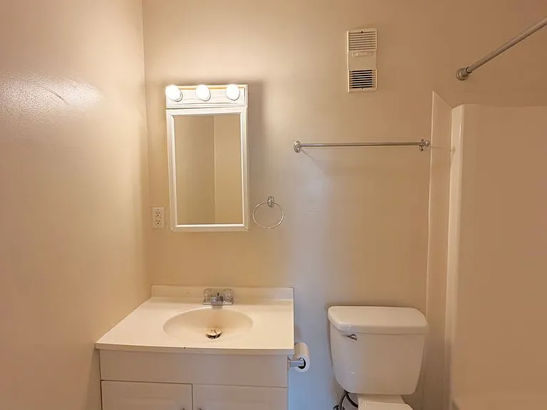403 Hayden Rd #221 — Photo 7