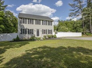 97 Wareham St, Middleboro, MA 02346