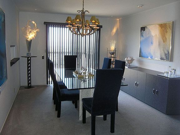 Slider to deck, pass-through from kitchen 