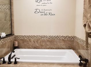 2340 Sunnyside Rd, Vermilion, OH 44089