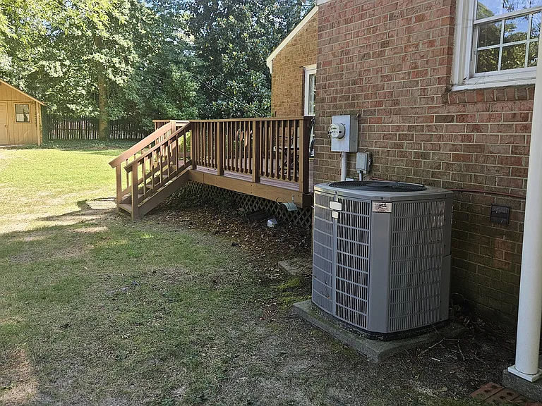 7867 Berkeley Dr — Photo 2