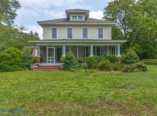 2567 New Point Comfort Hwy, Port Haywood, VA 23138