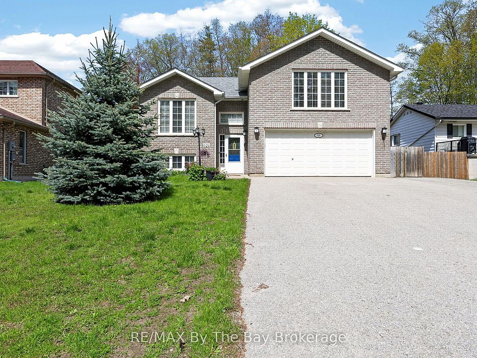1st image of 326 Golf Course Rd
