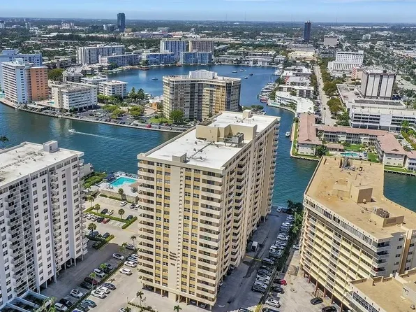 1833 S Ocean Drive #1209, Hallandale Beach, FL 33009