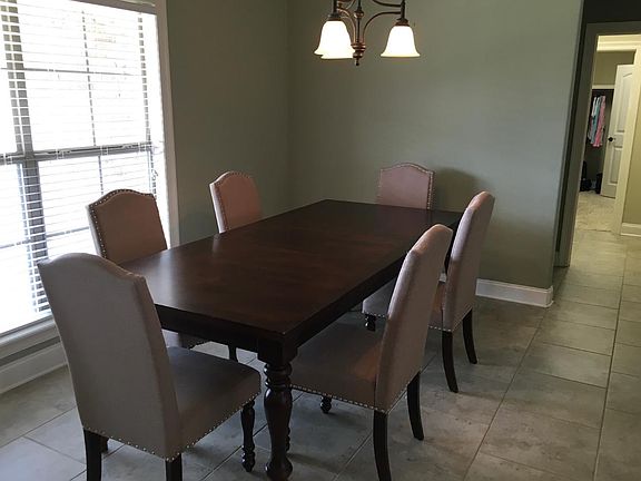 breakfast area behind the kitchen